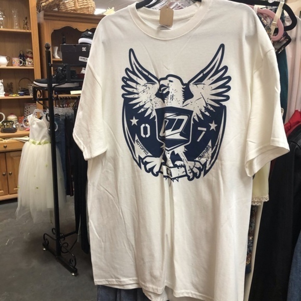 Tee shirt